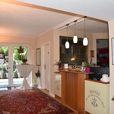 Hotel An Der Alten Porzelline 3*
