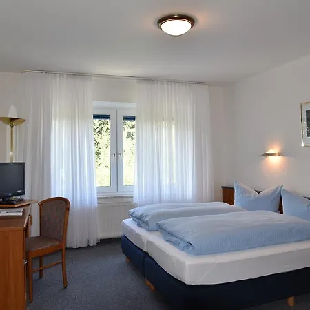 Hotel An Der Alten Porzelline 3*